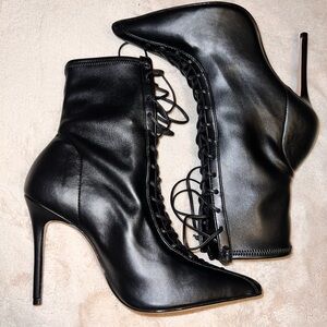 SCHUTZ Black Lace-Up Pointed Toe Stiletto Ankle Booties